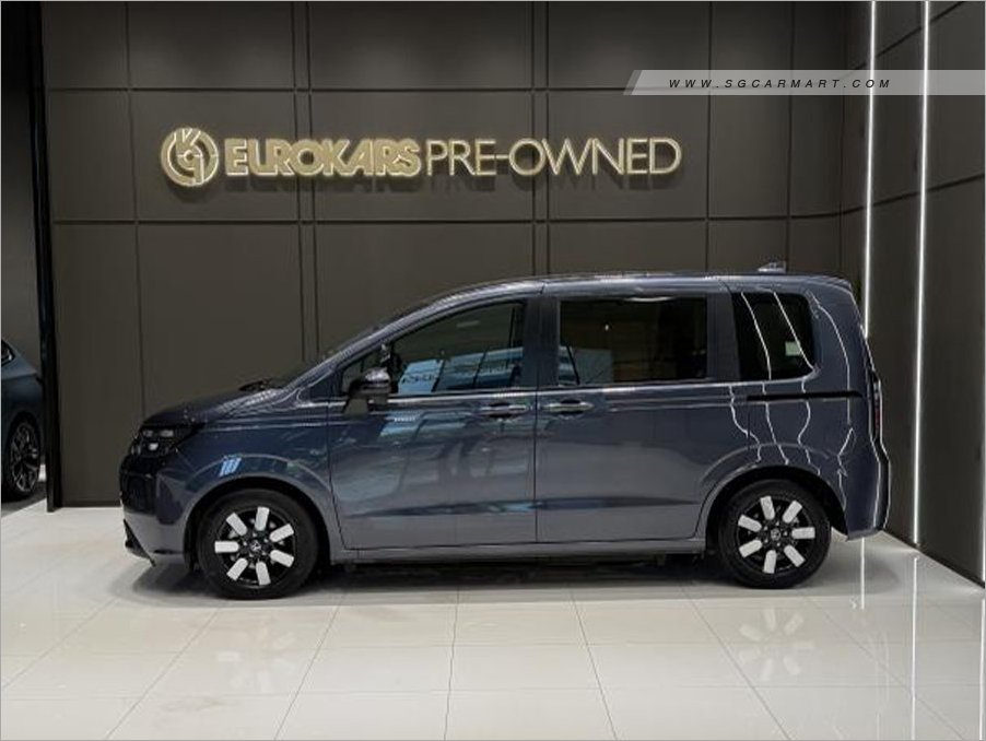 Honda Freed Hybrid 1.5A e-HEV 7-Seater Honda Sensing