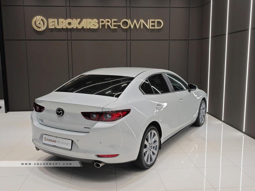 Mazda 3 Mild Hybrid 1.5A Luxury Sunroof