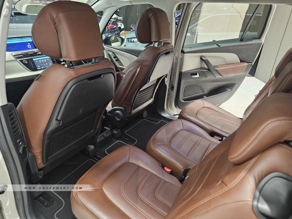 Citroen Grand C4 SpaceTourer 1.2A PureTech EAT8 Exclusive
