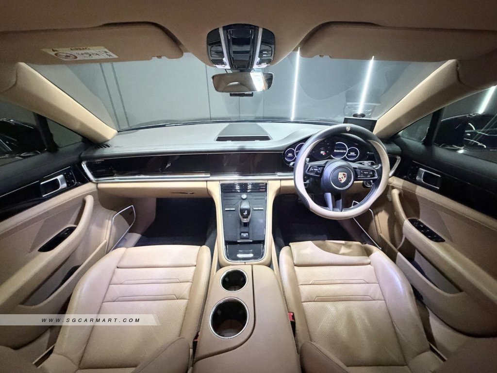 Porsche Panamera 2.9A PDK
