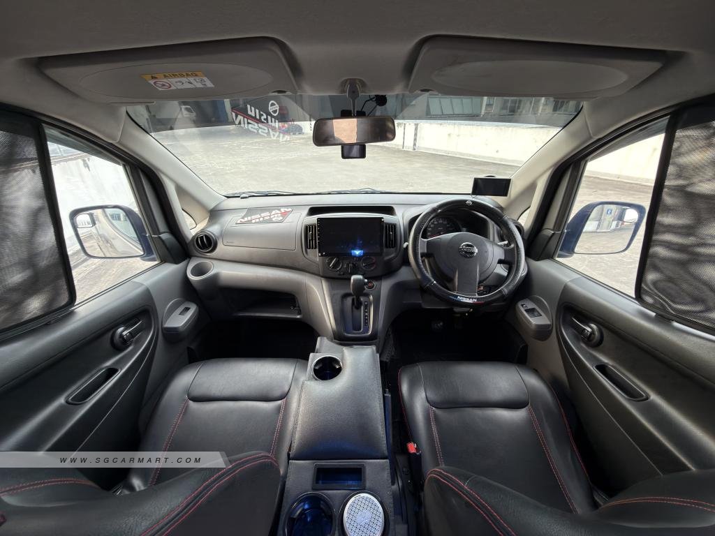 BMW 5 Series 523i Highline - Side Front