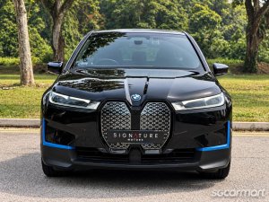 BMW iX Electric xDrive40-thumbnail