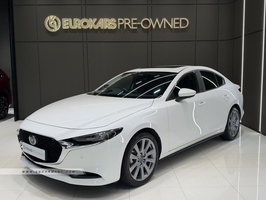 Mazda 3 Mild Hybrid 1.5A Luxury Sunroof