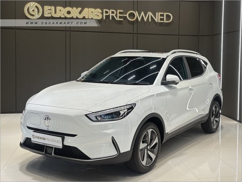 MG ZS EV Trophy