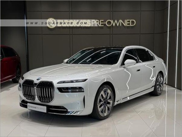 BMW 7 Series 735i Mild Hybrid Pinnacle