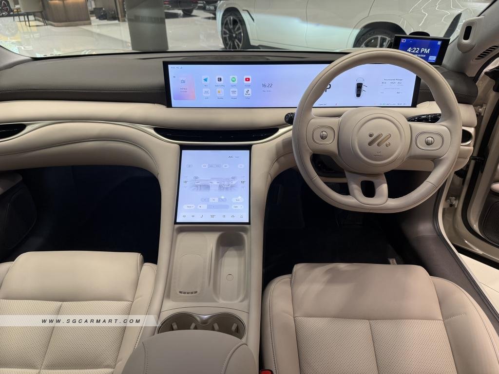 MG IM5 Electric Performance
