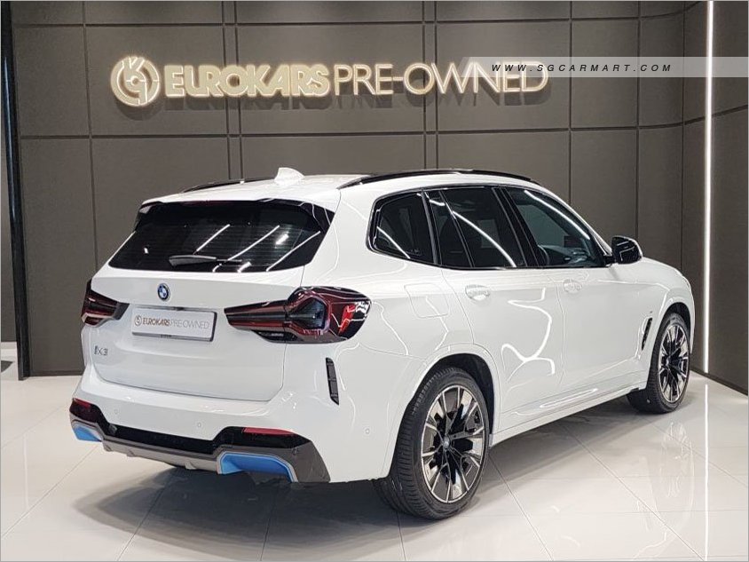 BMW iX3 Electric Inspiring Sunroof