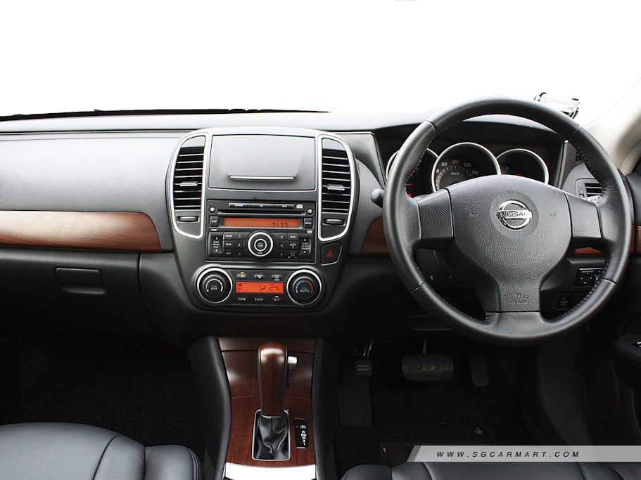 https://i.i-sgcm.com/new_cars/cars/10032/10032_g9