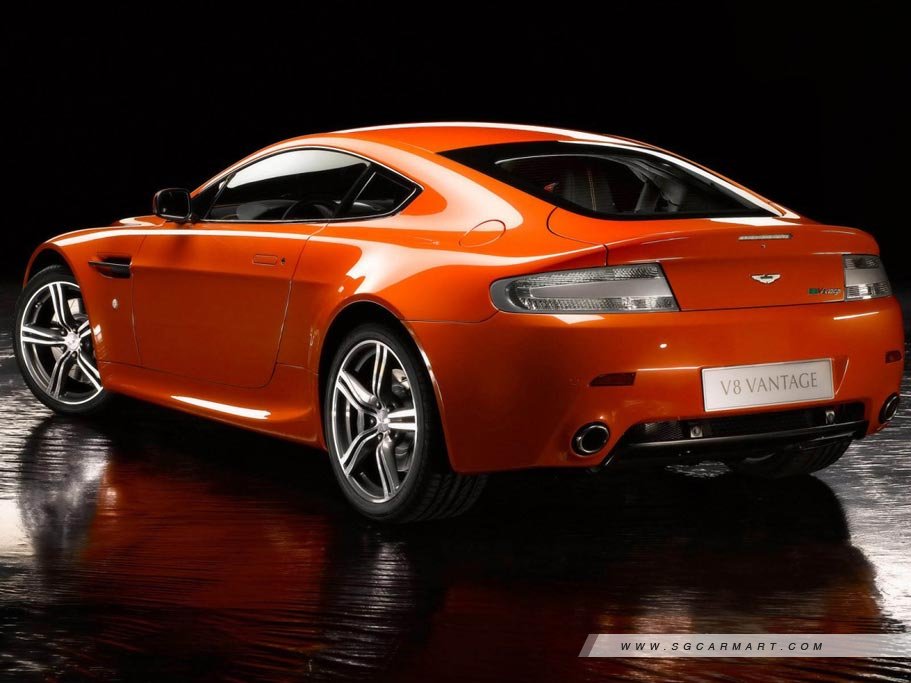 https://i.i-sgcm.com/new_cars/cars/10074/10074_g4