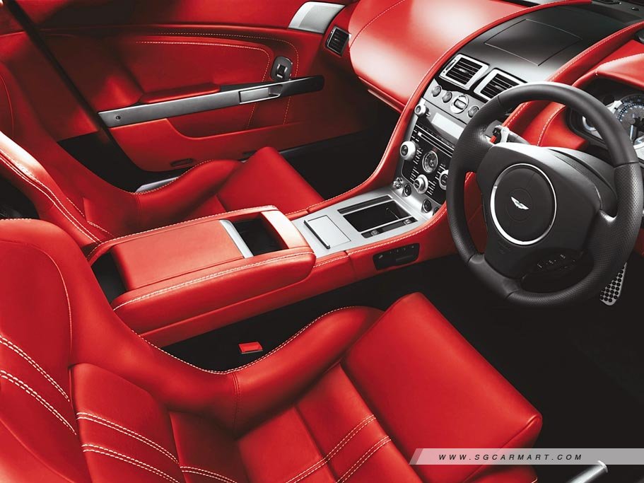 https://i.i-sgcm.com/new_cars/cars/10074/10074_g6