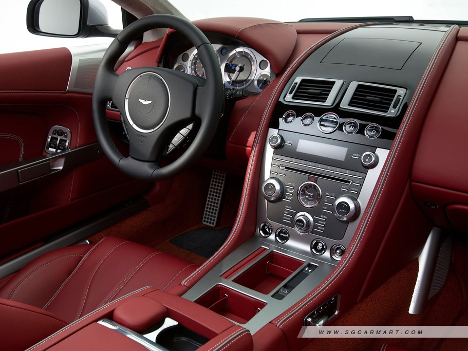 https://i.i-sgcm.com/new_cars/cars/10075/10075_g13