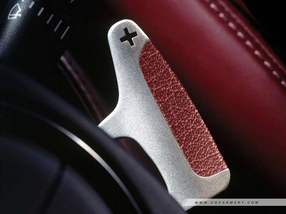 https://i.i-sgcm.com/new_cars/cars/10075/10075_g16