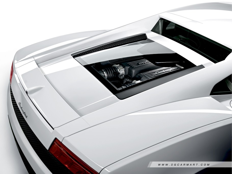 https://i.i-sgcm.com/new_cars/cars/10158/10158_g32