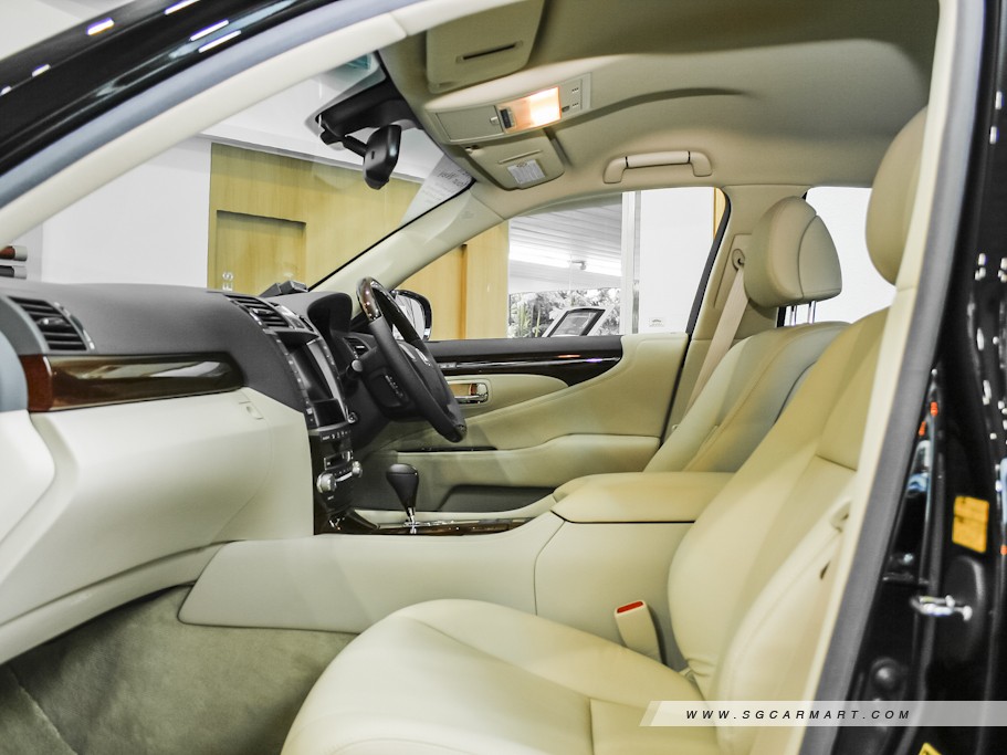https://i.i-sgcm.com/new_cars/cars/10167/10167_g10