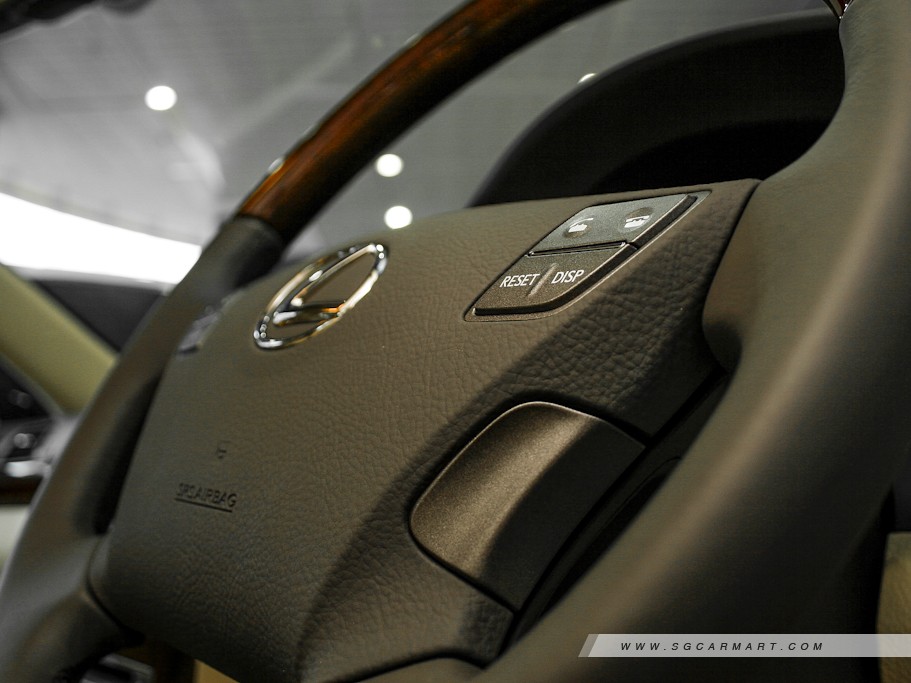 https://i.i-sgcm.com/new_cars/cars/10167/10167_g14