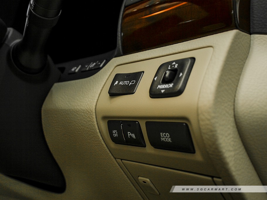 https://i.i-sgcm.com/new_cars/cars/10167/10167_g19