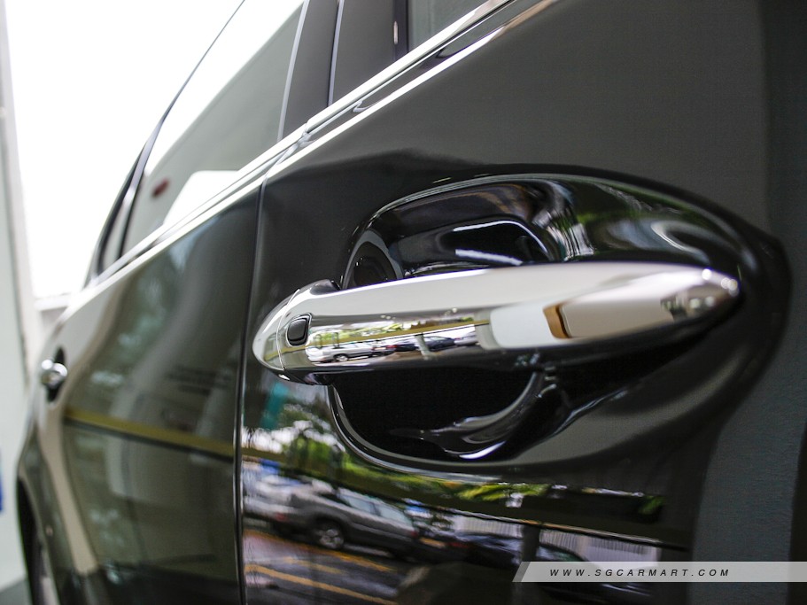 https://i.i-sgcm.com/new_cars/cars/10167/10167_g5