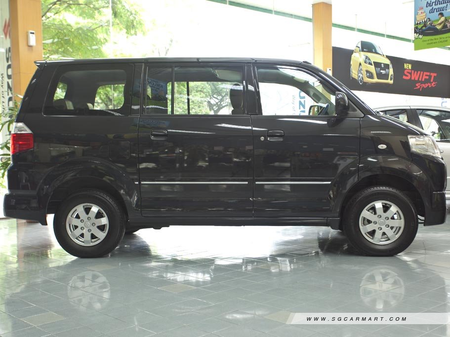 https://i.i-sgcm.com/new_cars/cars/10267/10267_g47