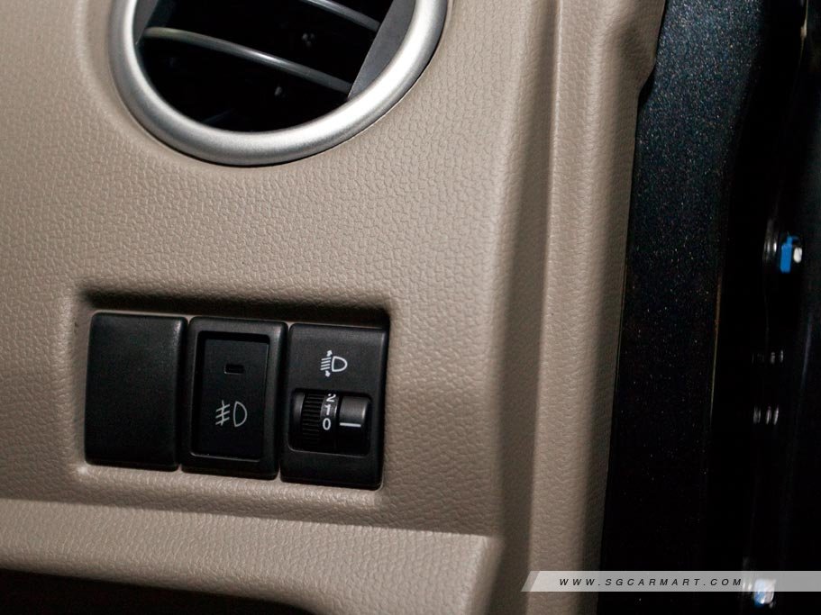 https://i.i-sgcm.com/new_cars/cars/10267/10267_g67