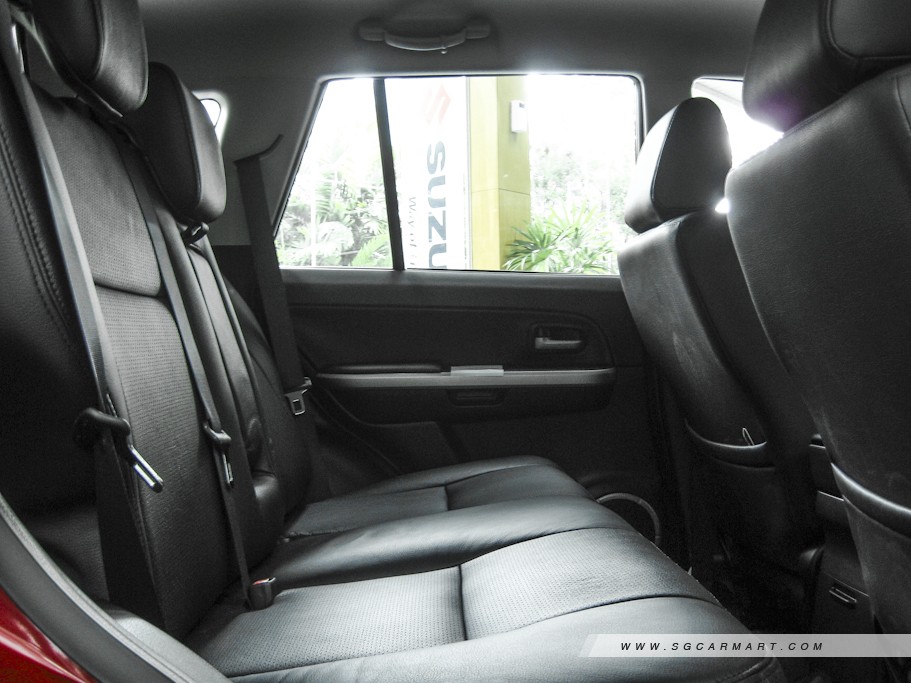 https://i.i-sgcm.com/new_cars/cars/10268/10268_g34
