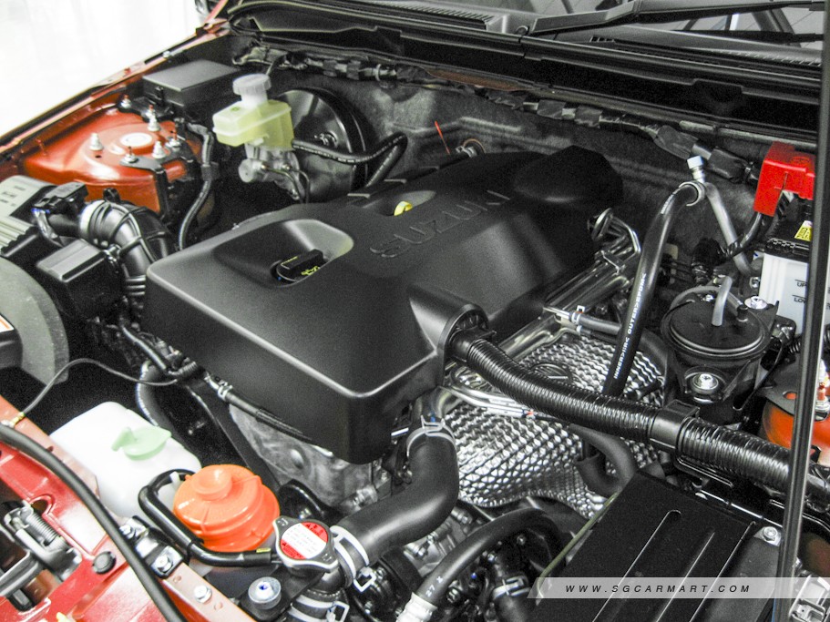 https://i.i-sgcm.com/new_cars/cars/10268/10268_g40