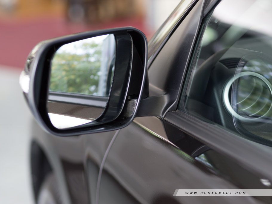 https://i.i-sgcm.com/new_cars/cars/10268/10268_g63