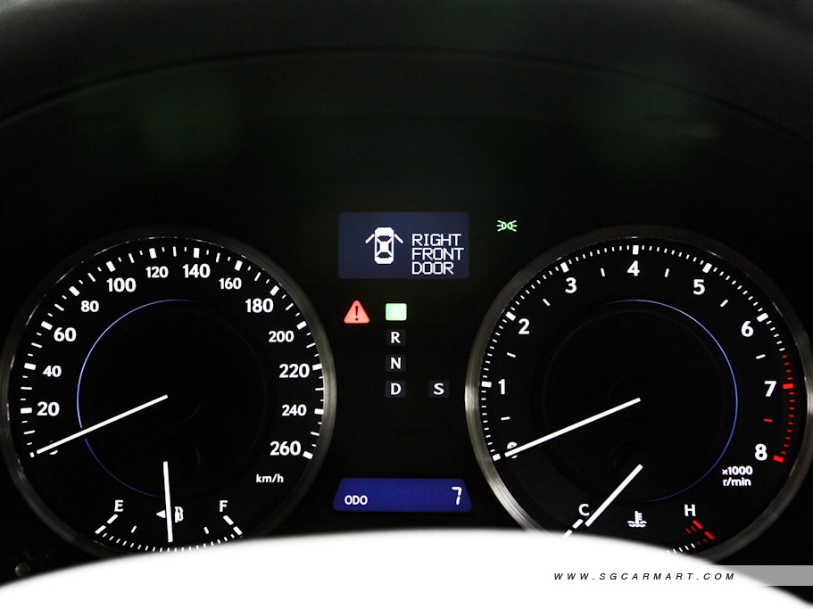 https://i.i-sgcm.com/new_cars/cars/10296/10296_g18