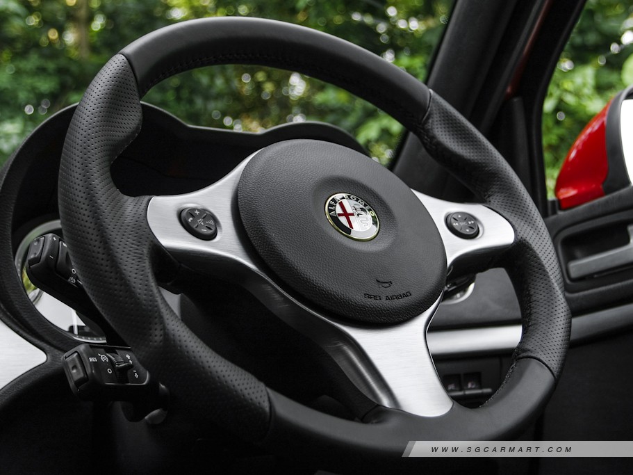 https://i.i-sgcm.com/new_cars/cars/10354/10354_g14
