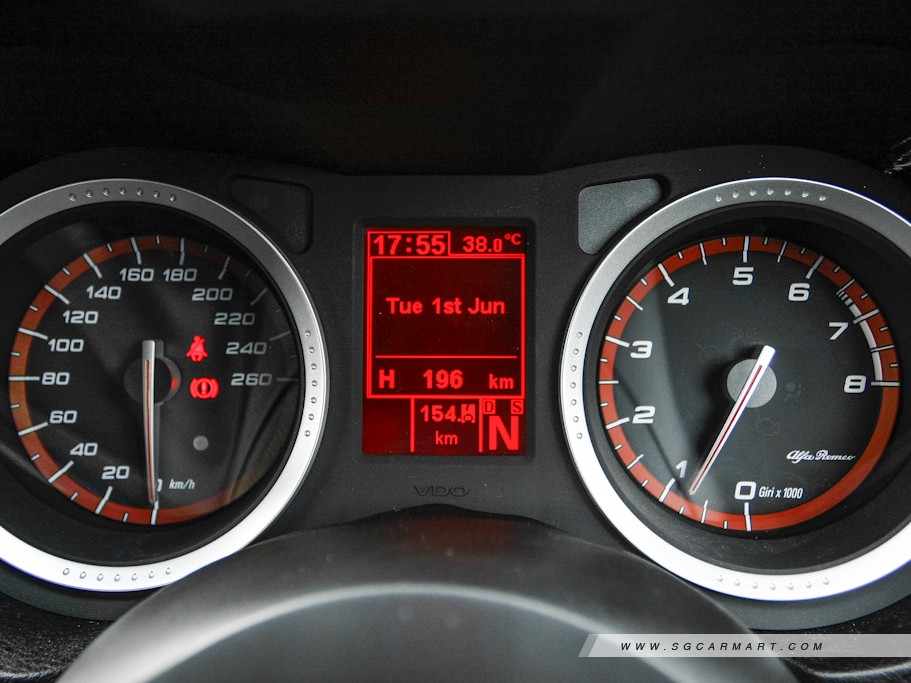 https://i.i-sgcm.com/new_cars/cars/10354/10354_g16