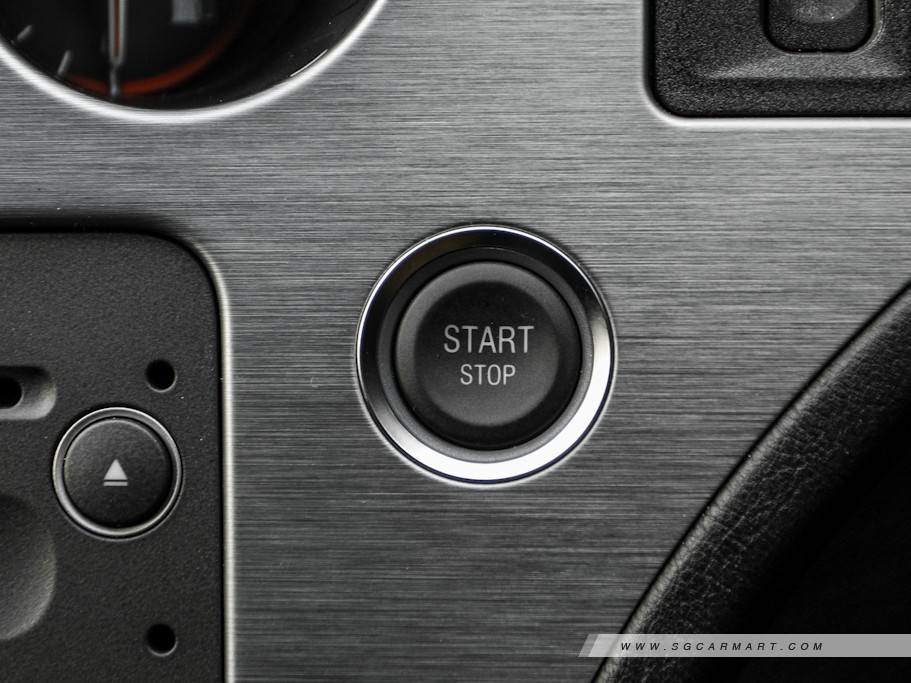 https://i.i-sgcm.com/new_cars/cars/10354/10354_g18
