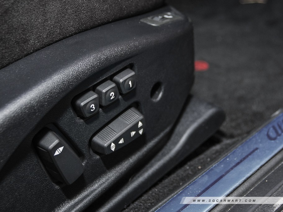 https://i.i-sgcm.com/new_cars/cars/10354/10354_g24