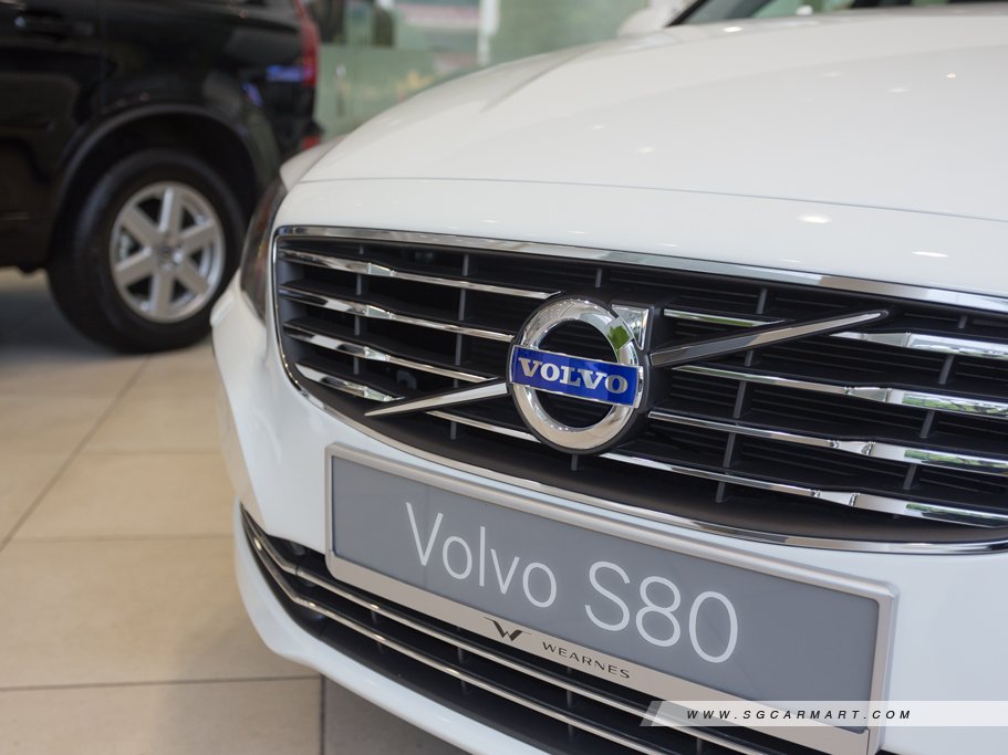 https://i.i-sgcm.com/new_cars/cars/10358/10358_g42