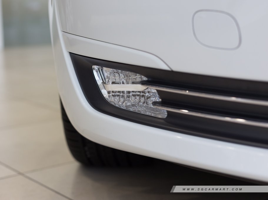 https://i.i-sgcm.com/new_cars/cars/10358/10358_g46