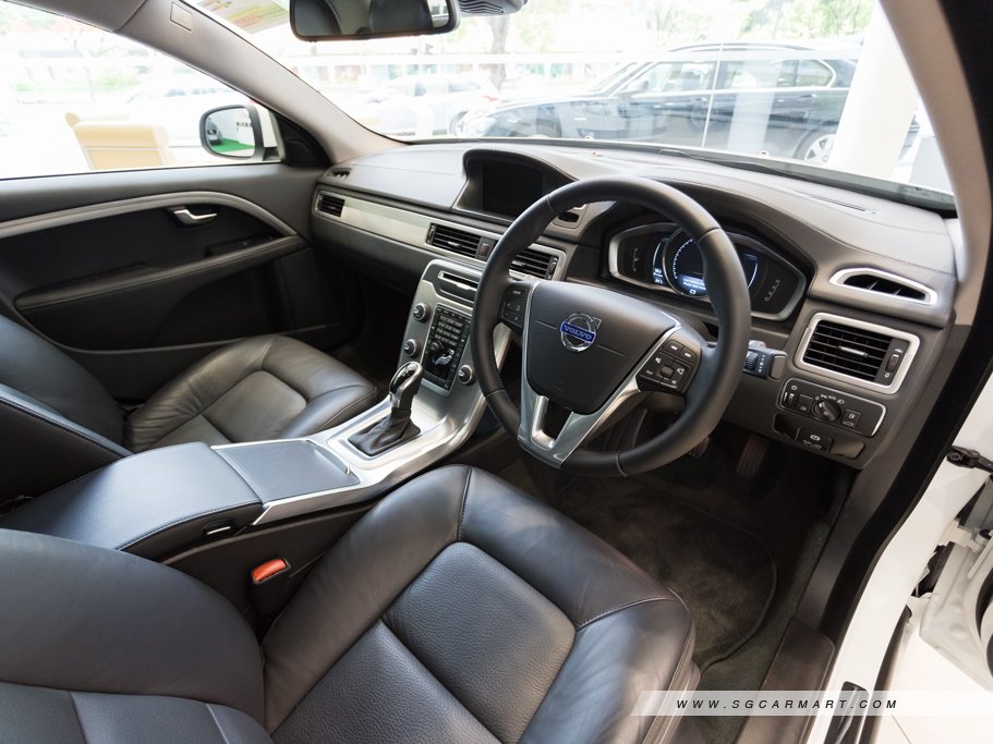 https://i.i-sgcm.com/new_cars/cars/10358/10358_g51
