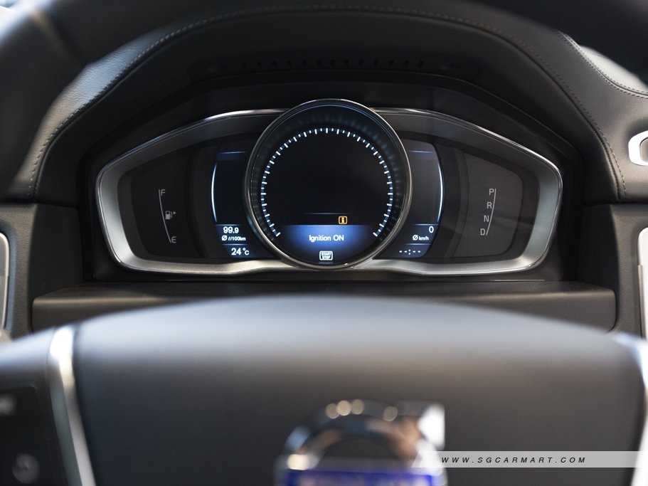 https://i.i-sgcm.com/new_cars/cars/10358/10358_g57