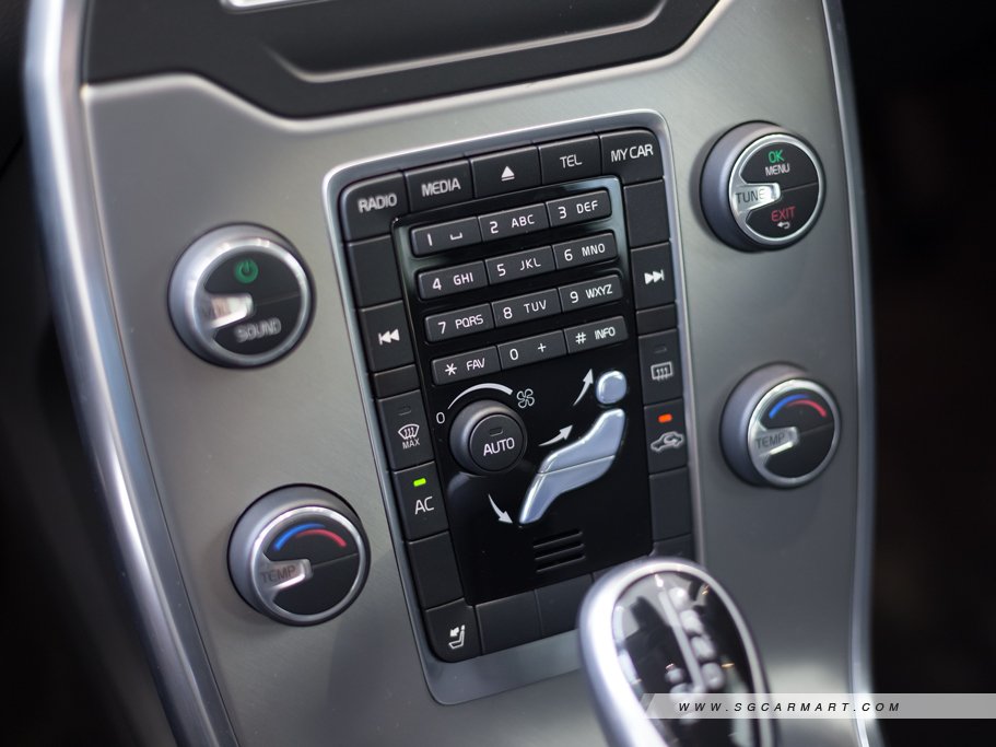 https://i.i-sgcm.com/new_cars/cars/10358/10358_g66