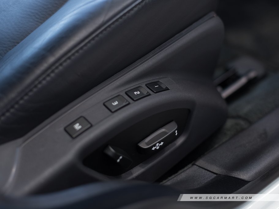 https://i.i-sgcm.com/new_cars/cars/10358/10358_g72