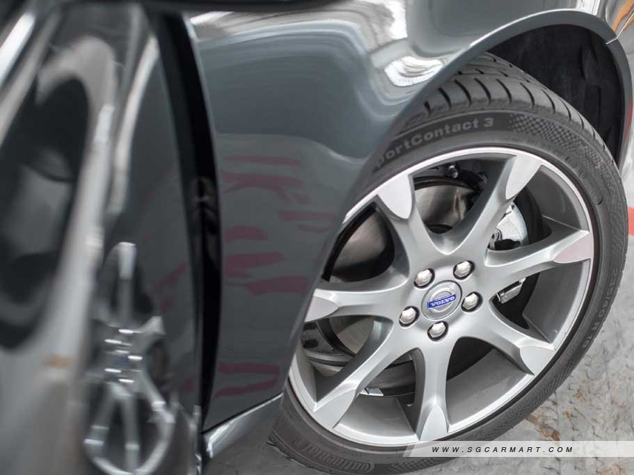 https://i.i-sgcm.com/new_cars/cars/10358/10358_g85