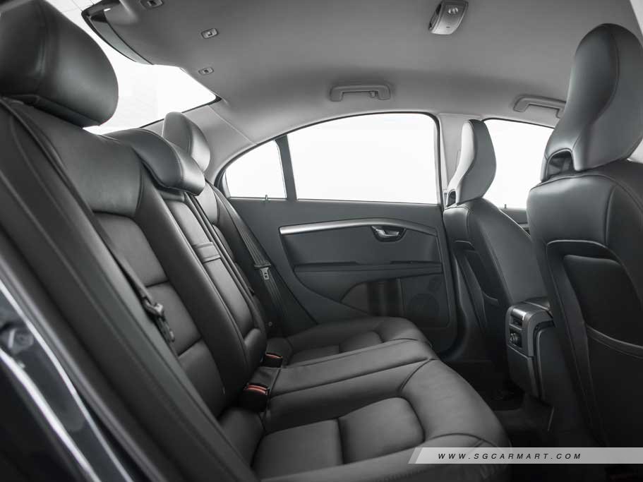 https://i.i-sgcm.com/new_cars/cars/10358/10358_g87