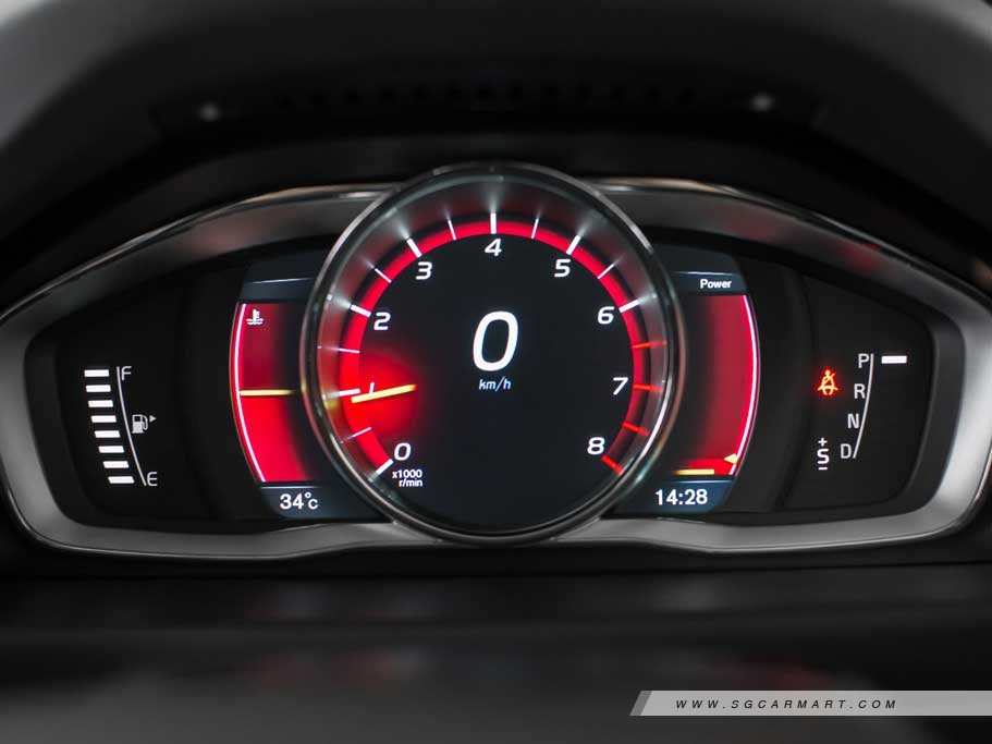 https://i.i-sgcm.com/new_cars/cars/10358/10358_g95