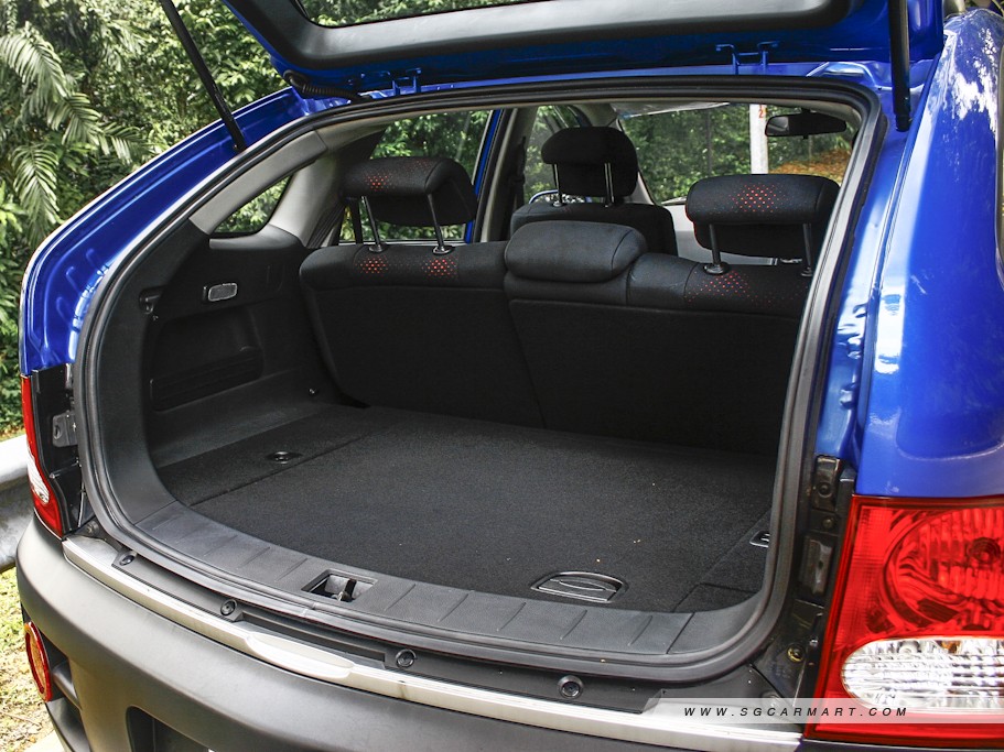 https://i.i-sgcm.com/new_cars/cars/10372/10372_g19
