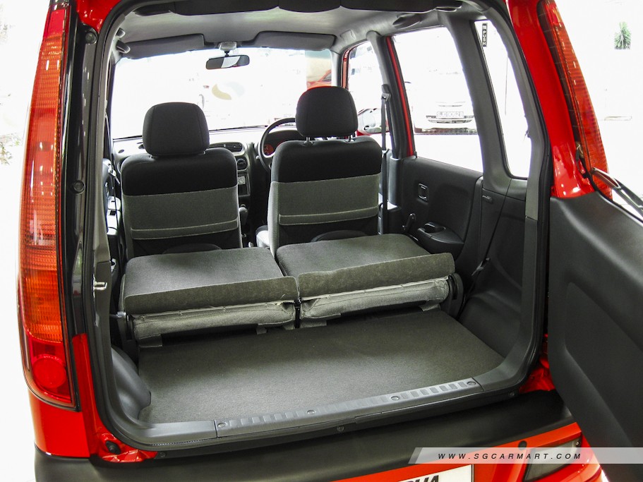 https://i.i-sgcm.com/new_cars/cars/10378/10378_g16