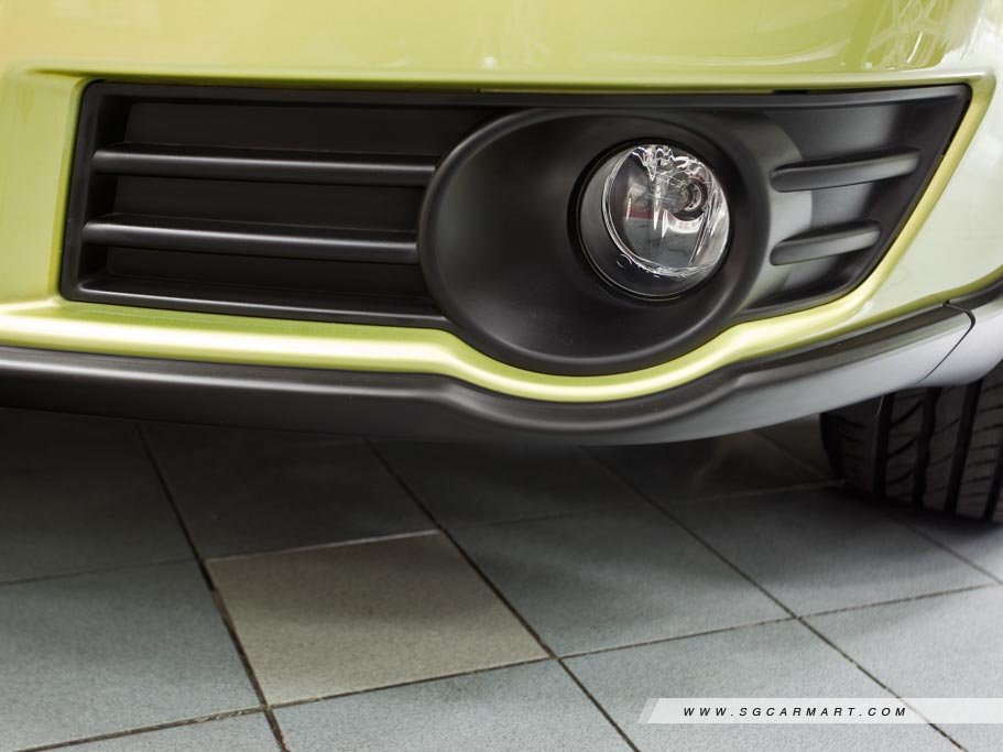 https://i.i-sgcm.com/new_cars/cars/10382/10382_g27