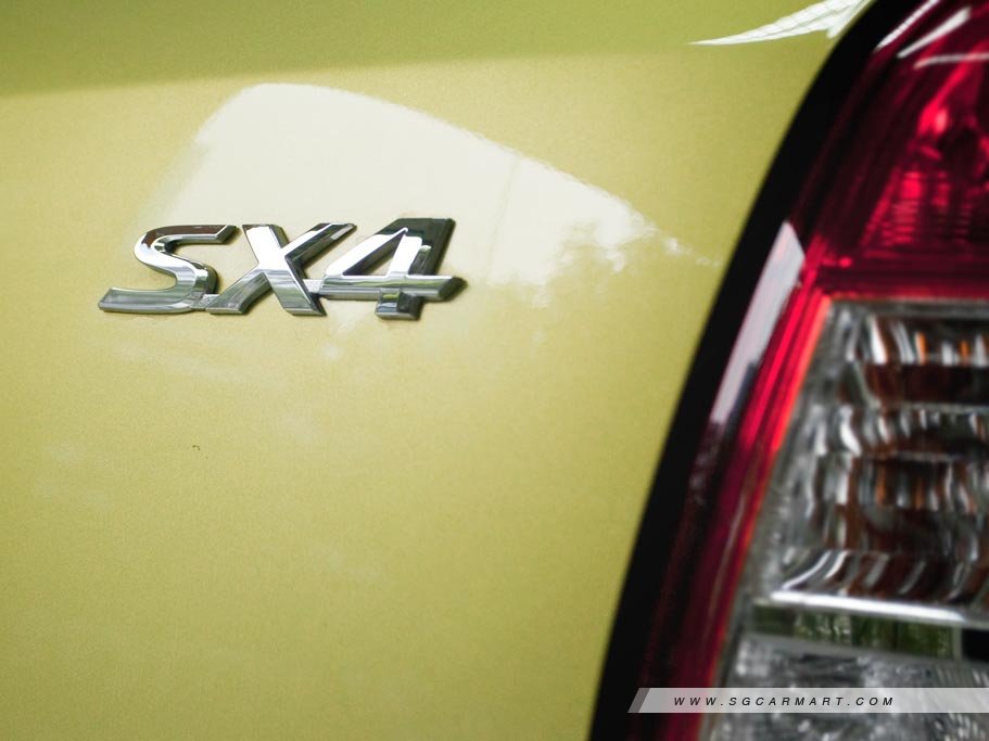 https://i.i-sgcm.com/new_cars/cars/10382/10382_g31