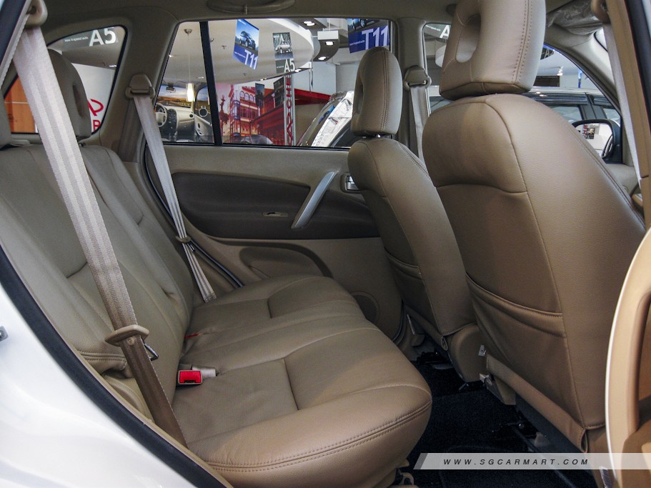 https://i.i-sgcm.com/new_cars/cars/10389/10389_g9