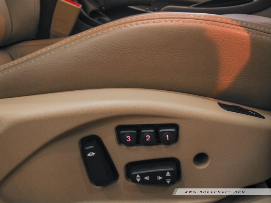 https://i.i-sgcm.com/new_cars/cars/10395/10395_g18