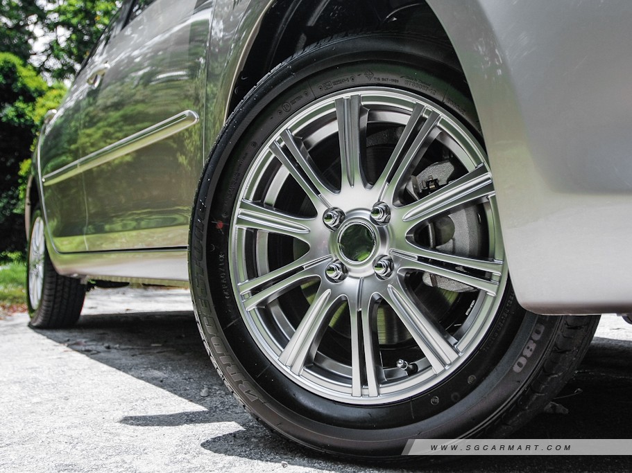 https://i.i-sgcm.com/new_cars/cars/10397/10397_g31
