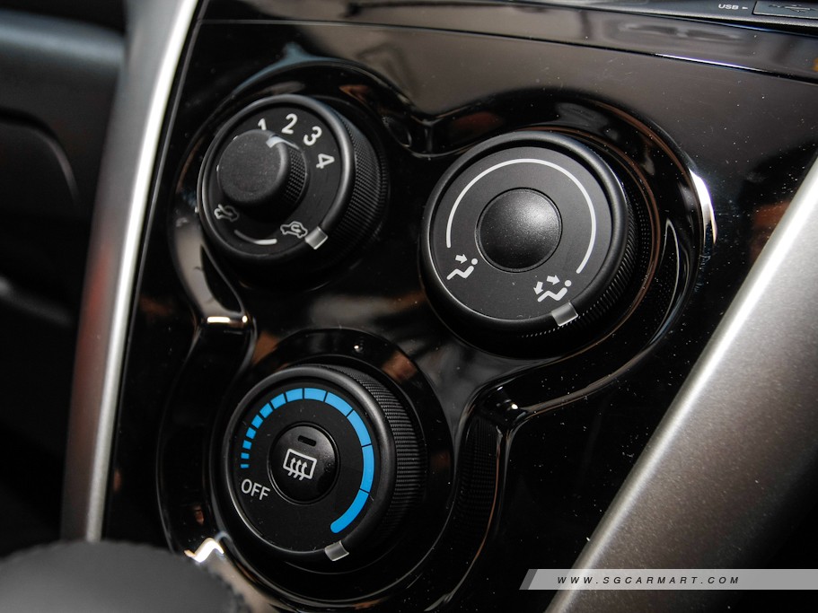 https://i.i-sgcm.com/new_cars/cars/10397/10397_g40