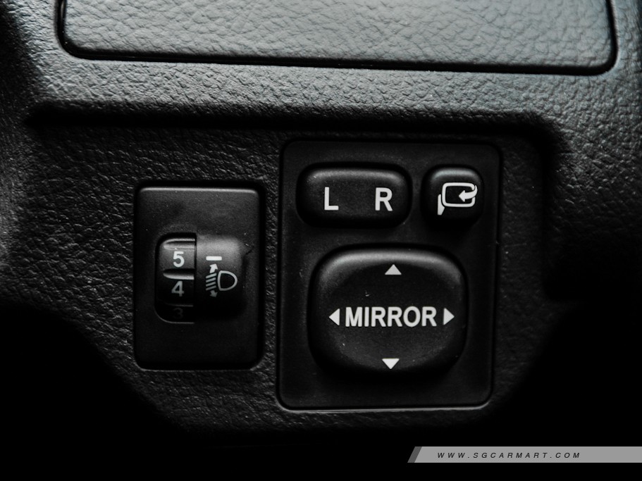 https://i.i-sgcm.com/new_cars/cars/10397/10397_g42