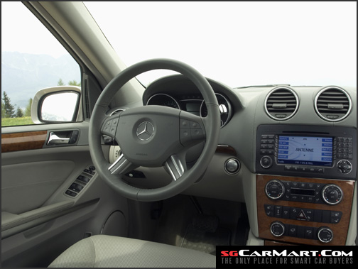 https://i.i-sgcm.com/new_cars/cars/10406/10406_g4